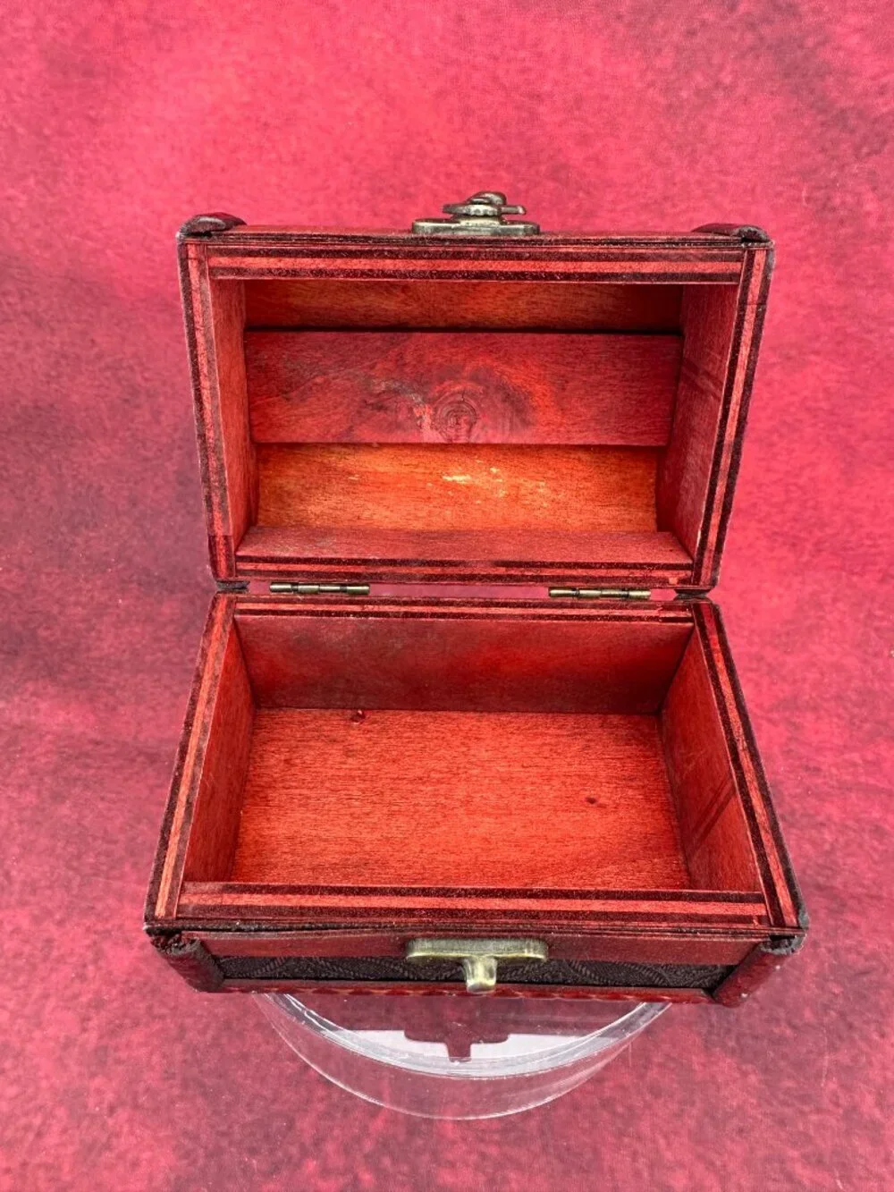 VINTAGE STYLE WOODEN JEWELRY OR TRINKET KEEPSAKE STRAGE DECORATIVE BOX